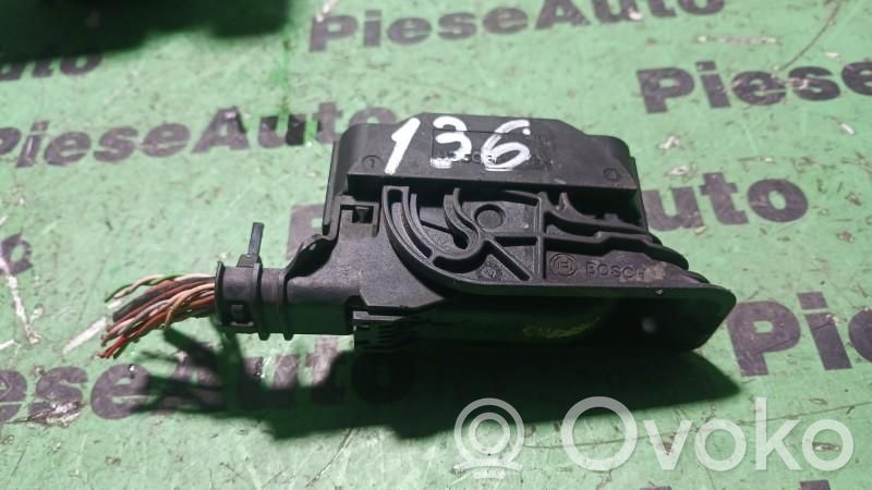 Renault Clio IV Sveces (-ču) vads (-i) 