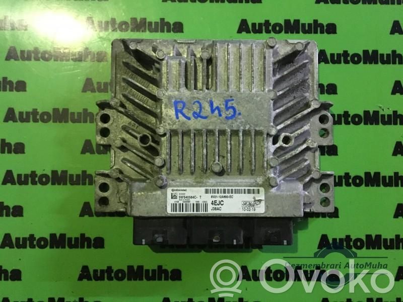 Engine control unit/module ECU   5WS40584CT,8V2112A650EC