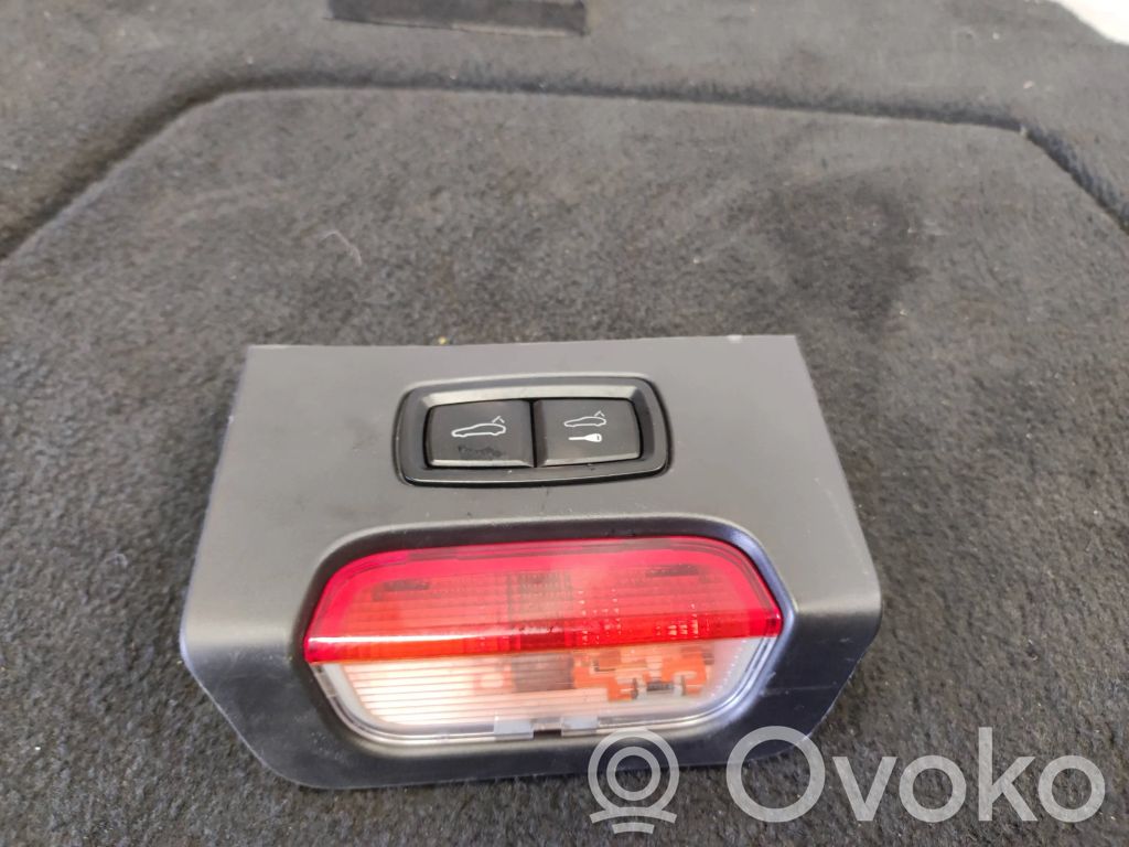 Porsche Cayenne (92A) Interruptor para abrir la puerta trasera 