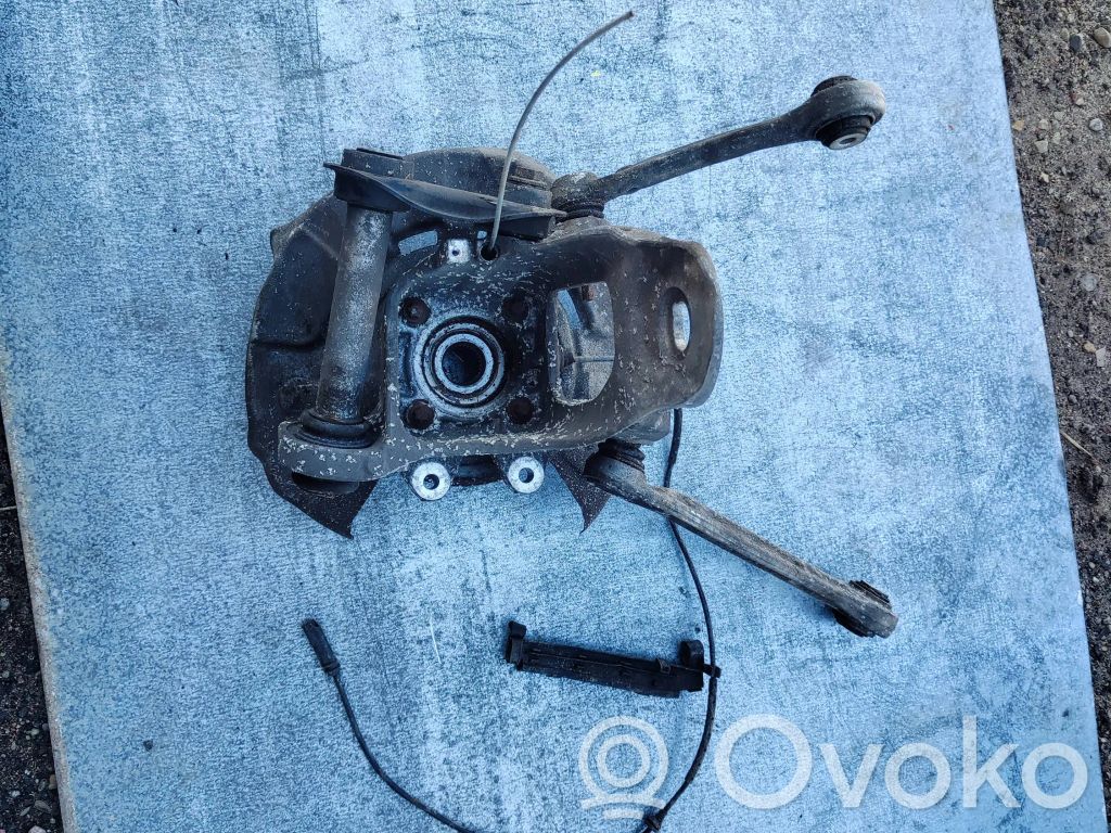 BMW X5 F15 Mangueta de dirección de rueda trasera 