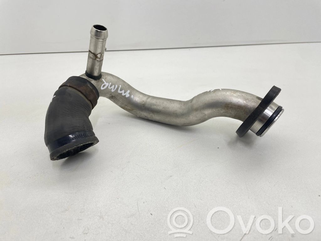 BMW 5 E60 E61 Engine coolant pipe/hose 