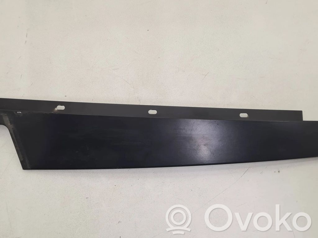 BMW 5 E60 E61 Moulures des vitres de la porte avant 