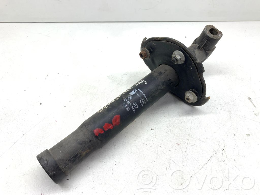 BMW 5 E39 Galinis laikiklis bamperio 