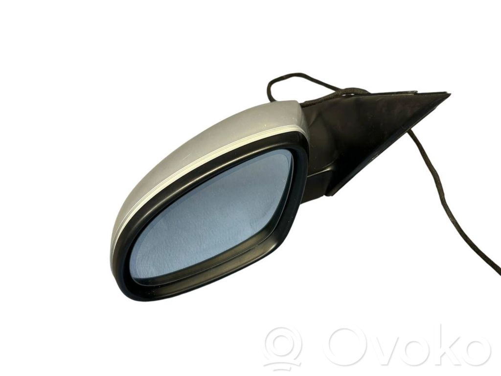 Elektryczne lusterko boczne drzwi przednich   5L1857501A,E1021062,5L0857933,5L1857501