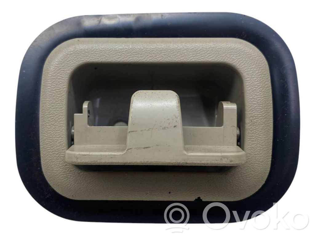 Subaru Outback Plastikowe elementy podsufitki 