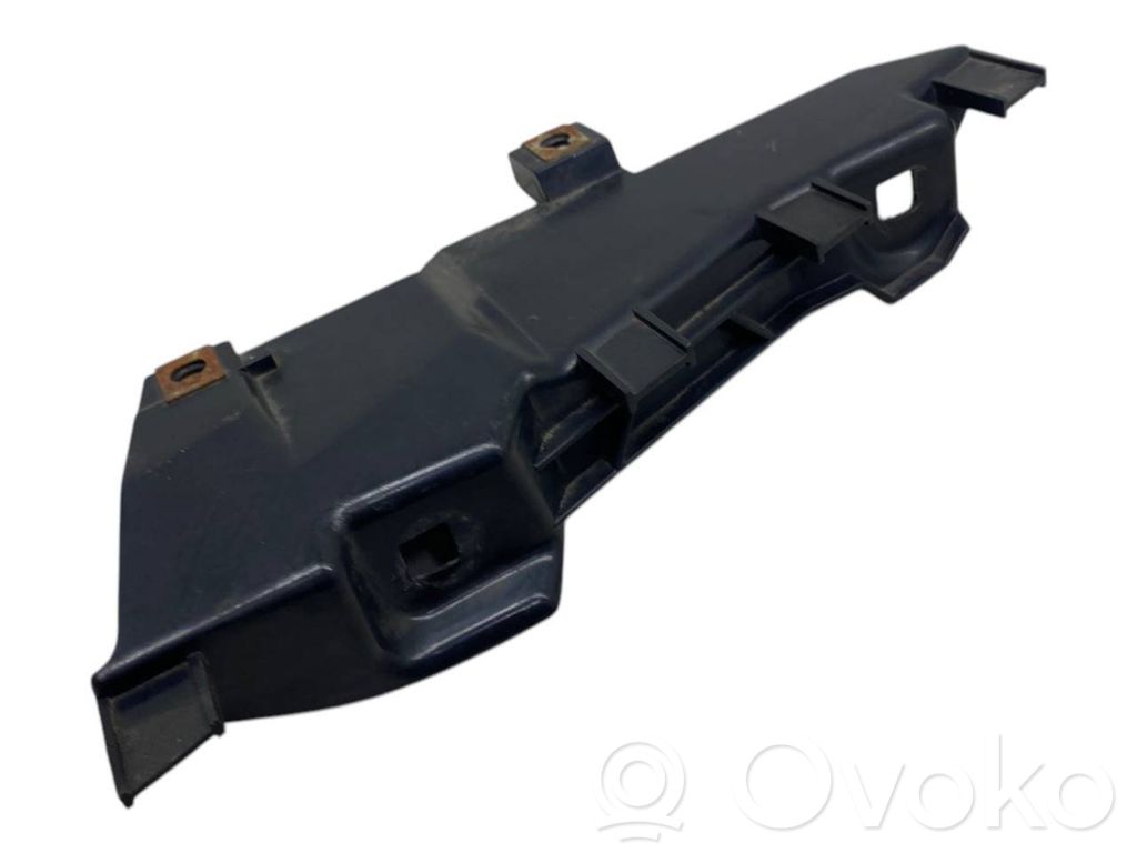 Halterung Scheinwerfer   324441119L