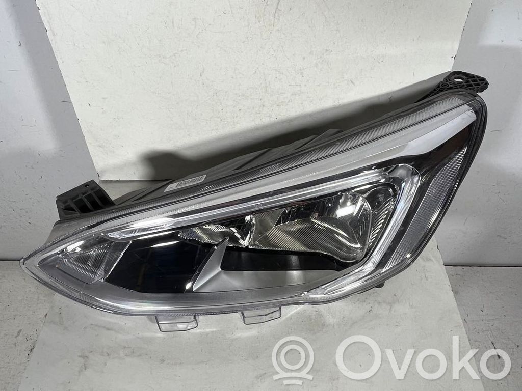 Ford Focus Headlight/headlamp 