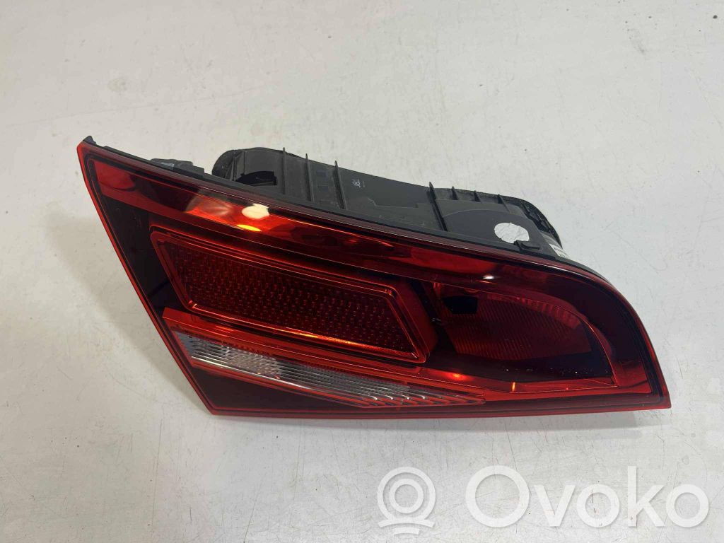 Audi A3 S3 8V Lampy tylnej klapy bagażnika 