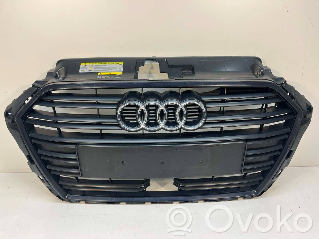 Audi A3 S3 8V Maskownica / Grill / Atrapa górna chłodnicy 