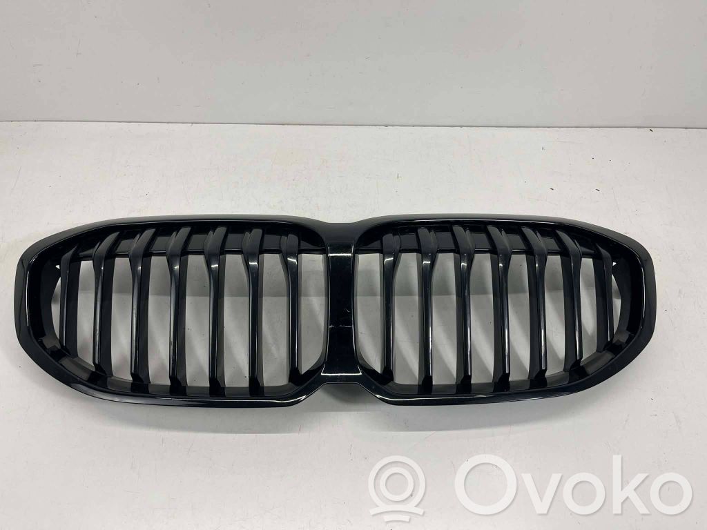 BMW 1 F40 Atrapa chłodnicy / Grill 