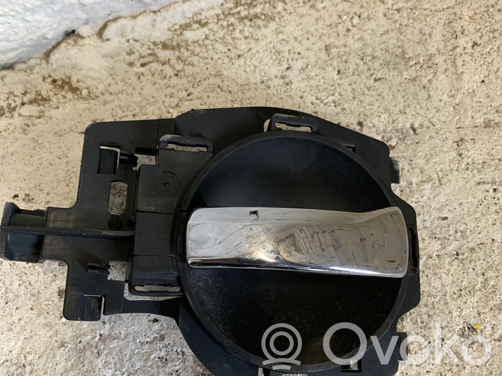 Citroen C3 Pluriel Front door interior handle 