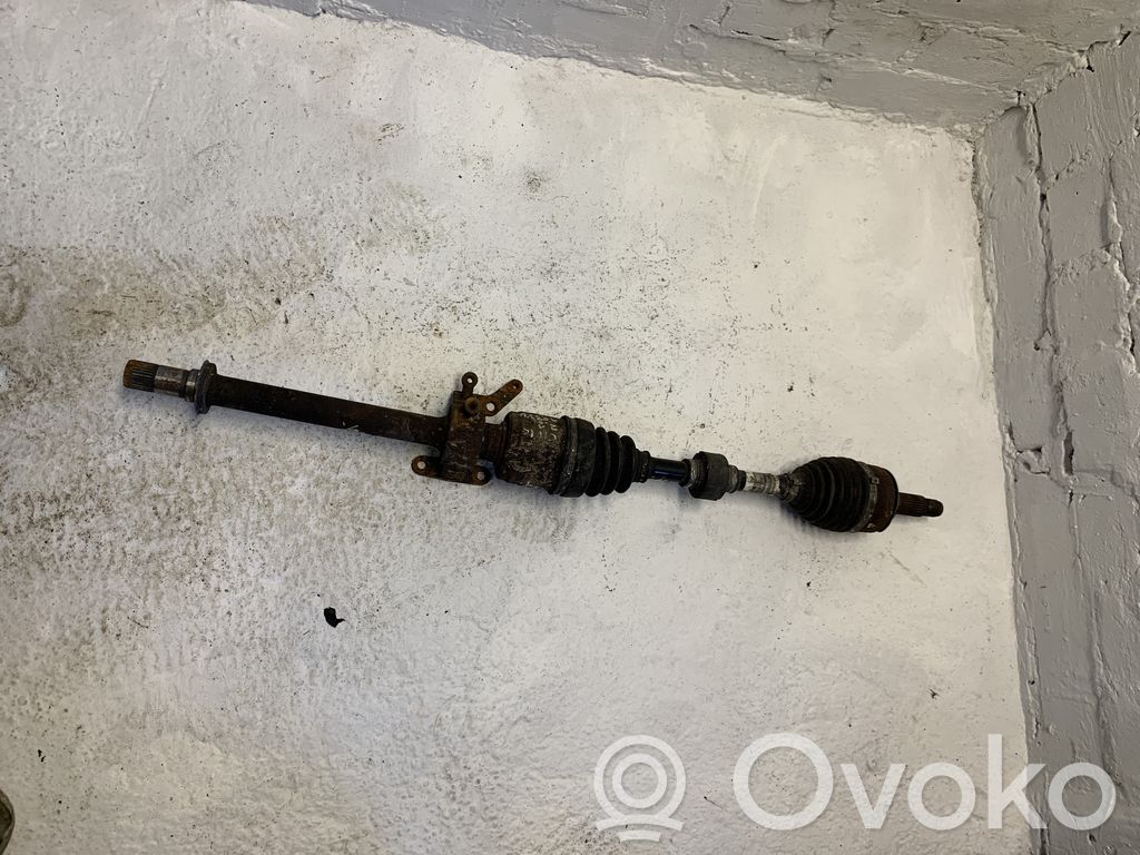 Honda Civic Etuvetoakseli 