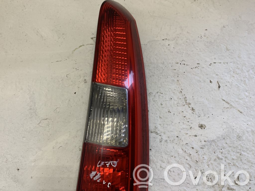 Volvo V70 Rear/tail lights 