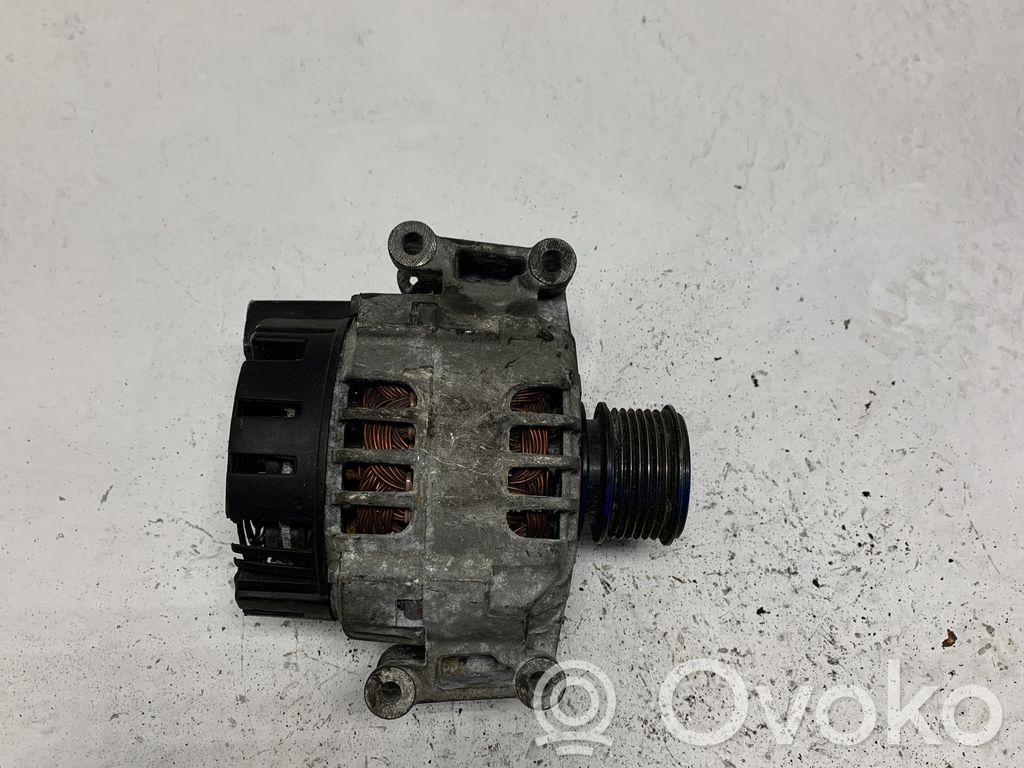 Mercedes-Benz C W203 Alternator 