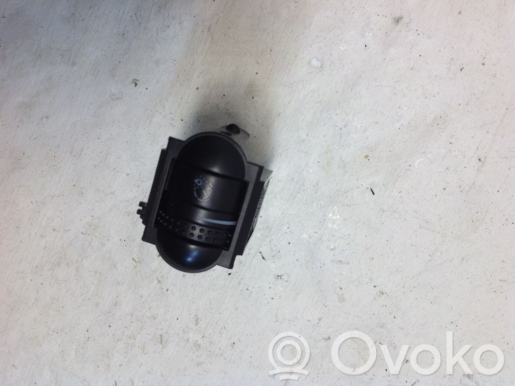 Volkswagen PASSAT B5.5 Interruptor de control del panel de luces 