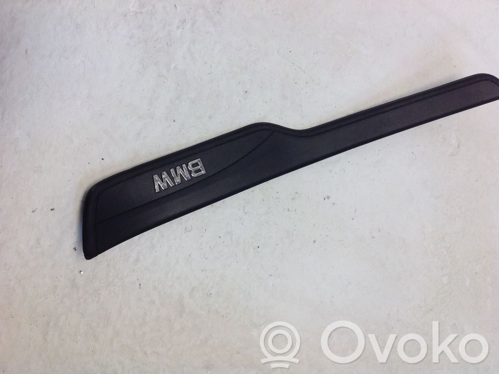 BMW 3 E90 E91 Moldura protectora del borde trasero 