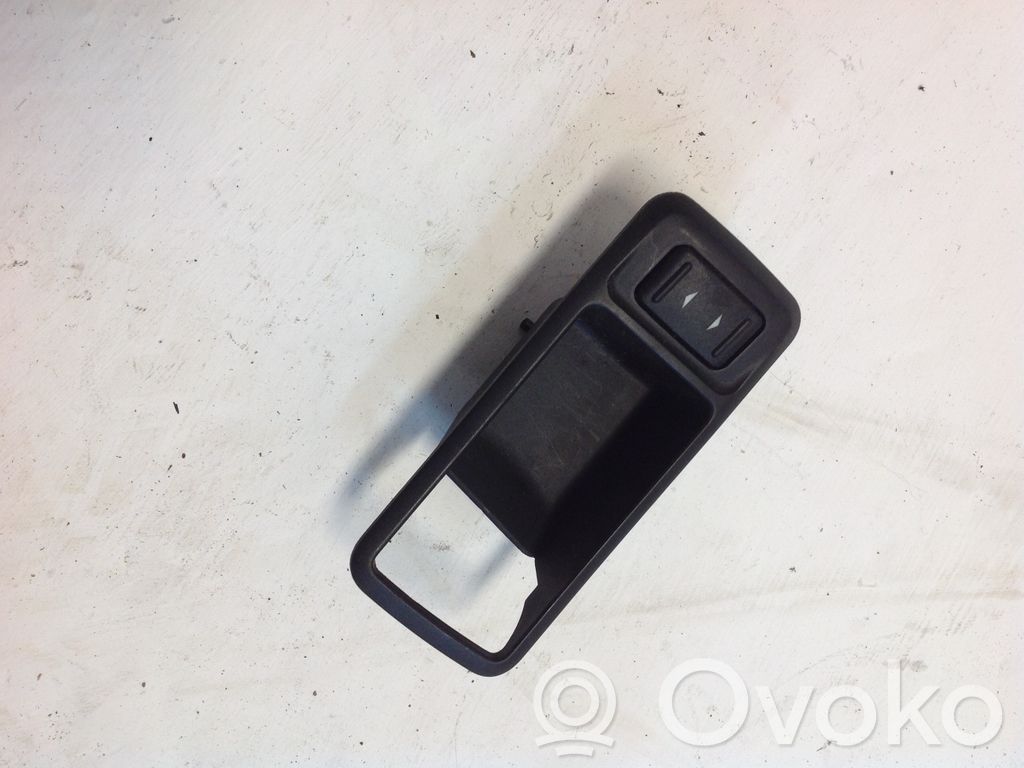 Ford Focus C-MAX Rear door window switch trim 