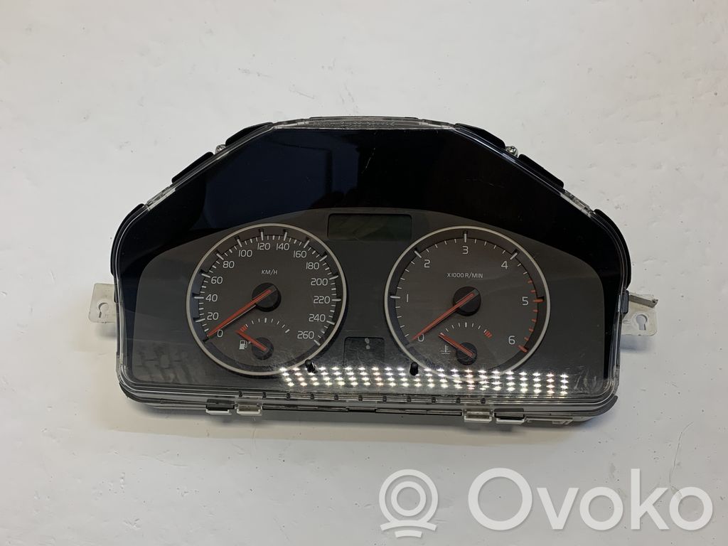 Volvo S40 Speedometer (instrument cluster) 