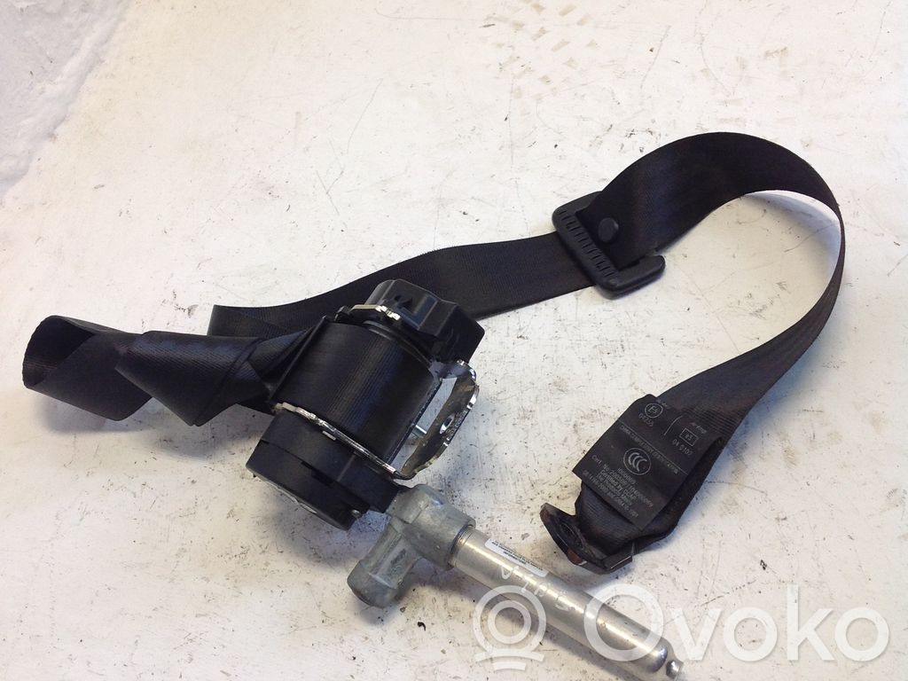 Volvo V50 Cinturón trasero 
