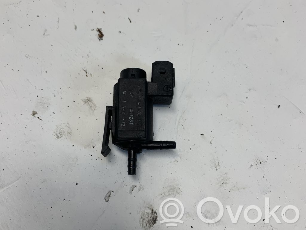 BMW 3 E90 E91 Solenoīda vārsts 