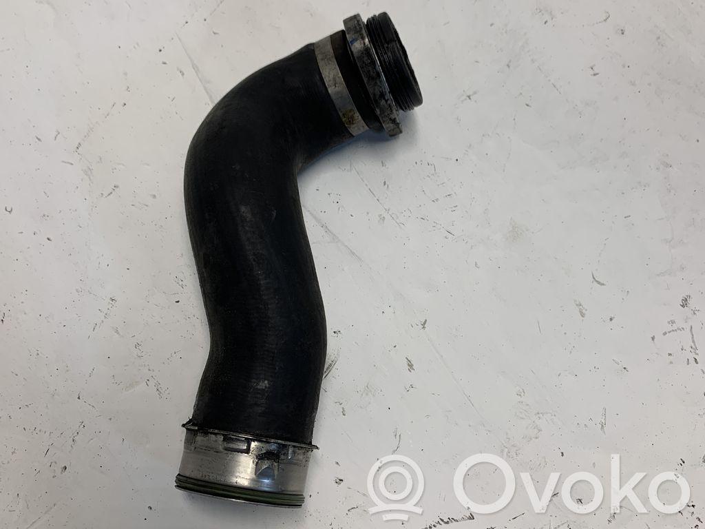 BMW 1 E81 E87 Interkūlera šļūtene (-es) / caurule (-es) 