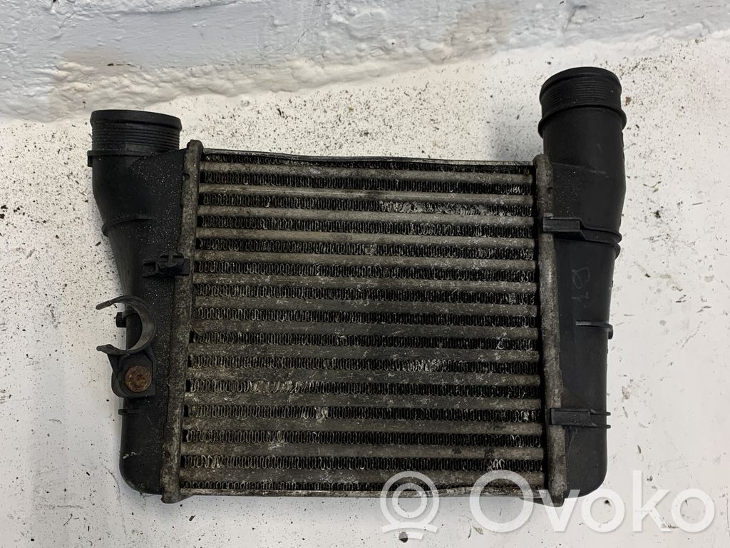 Audi A4 S4 B7 8E 8H Radiador intercooler 