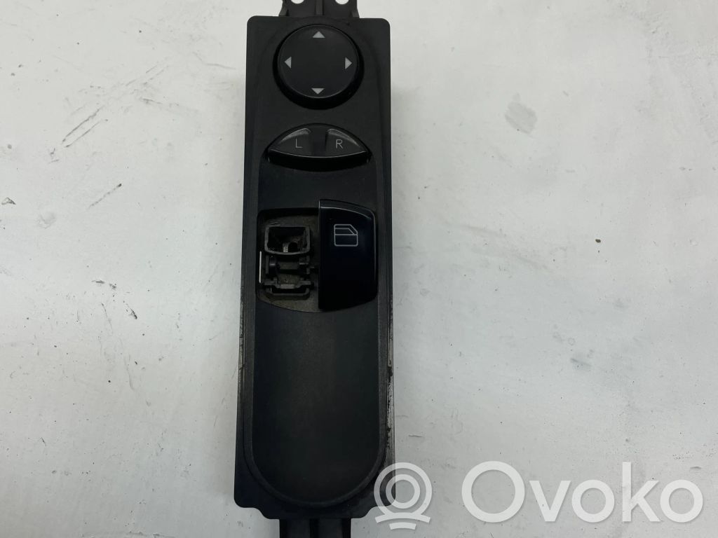 Volkswagen Crafter Interruptor del elevalunas eléctrico 