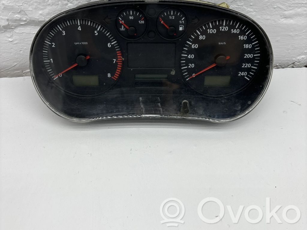 Seat Leon (1M) Speedometer (instrument cluster) 