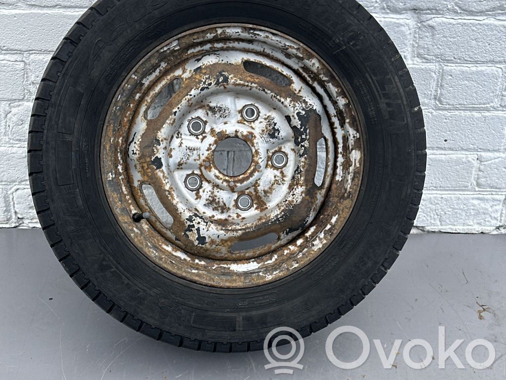 Ford Transit R16-vararengas 