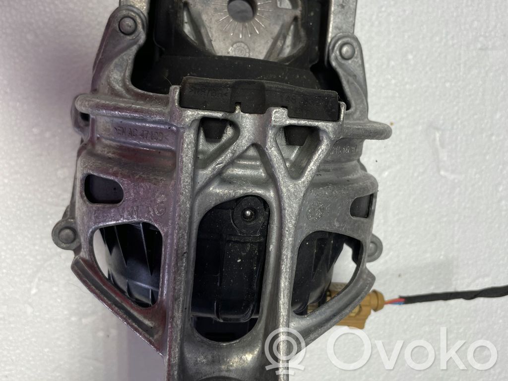 Audi A4 Allroad B9 Engine mount bracket 
