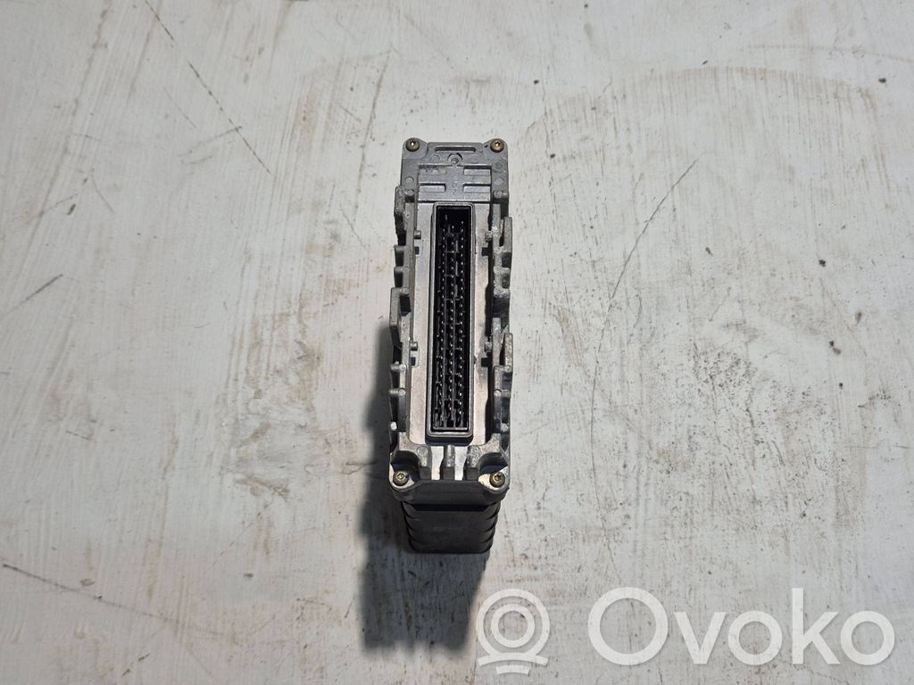 Volkswagen PASSAT B4 Engine control unit/module 