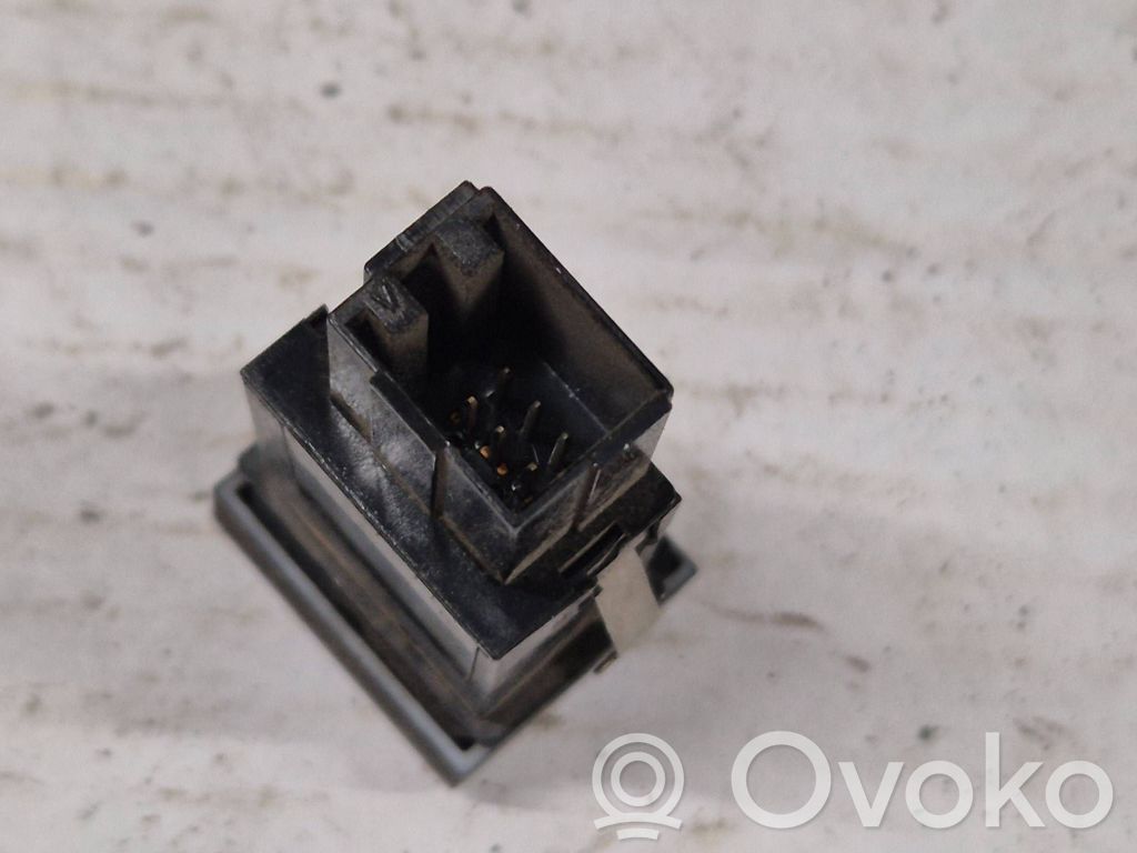 ESP (stability program) switch   3102171,8L0927134B