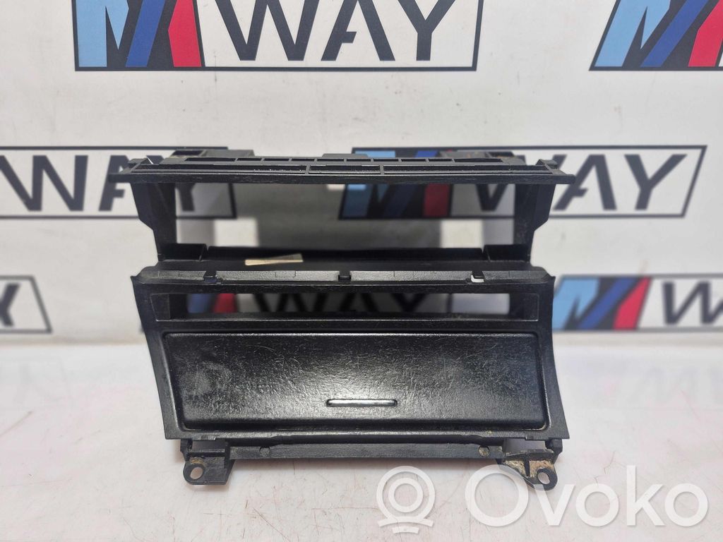 BMW 3 E46 Glove box 