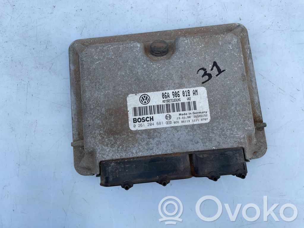 Engine control unit/module ECU   06A906018AM,26SA5152,0261204681