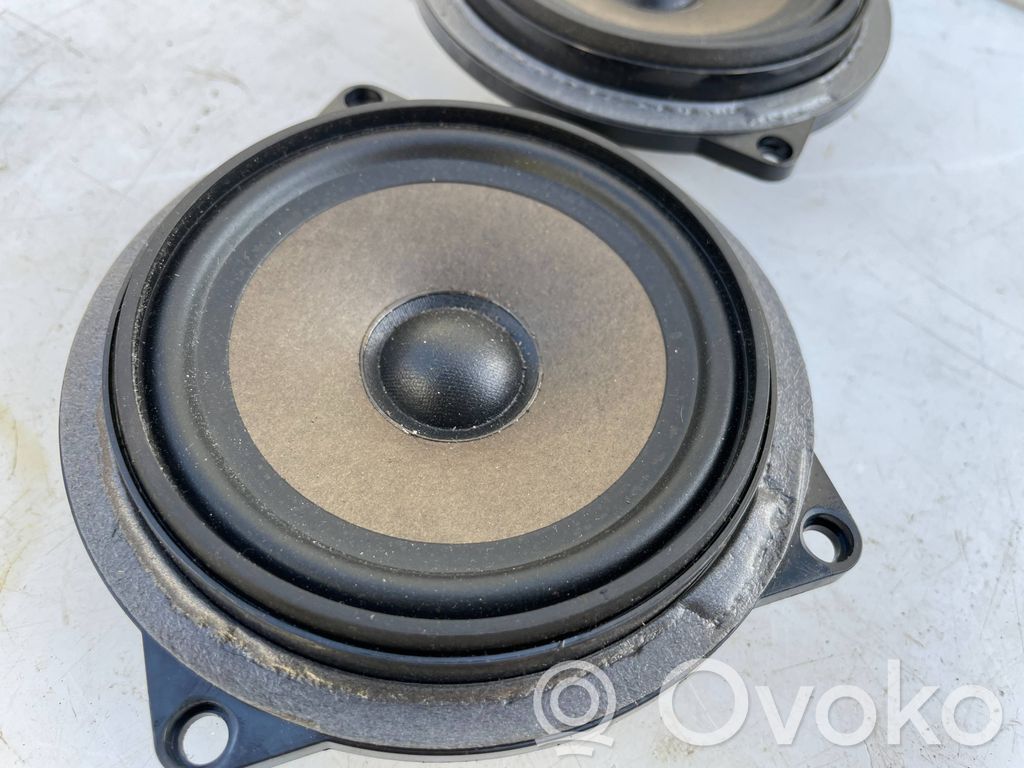 Altavoz de la puerta delantera   6970929,430407858431,18820010