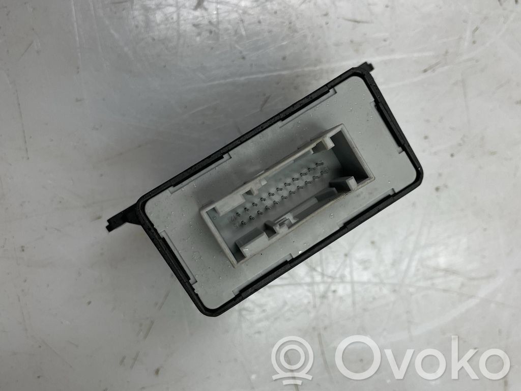 Módulo de luz LCM   8P3907357,5LA00837913