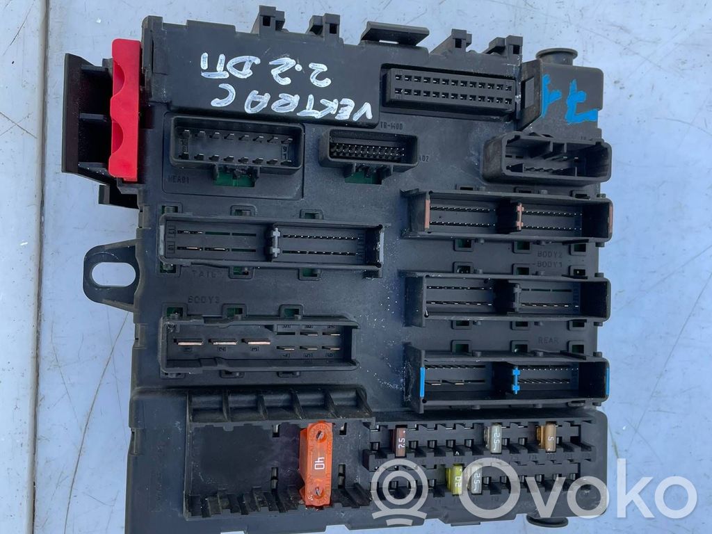 Opel Vectra C Modul siguranțe 