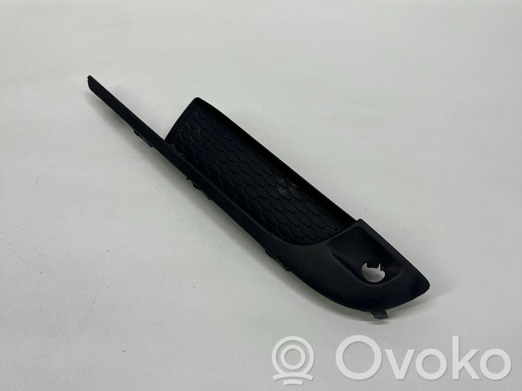 Porsche Macan (95B) Etusumuvalon ritilä 