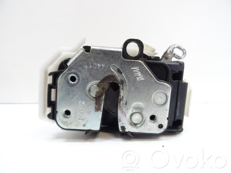 Peugeot Bipper Front door lock 