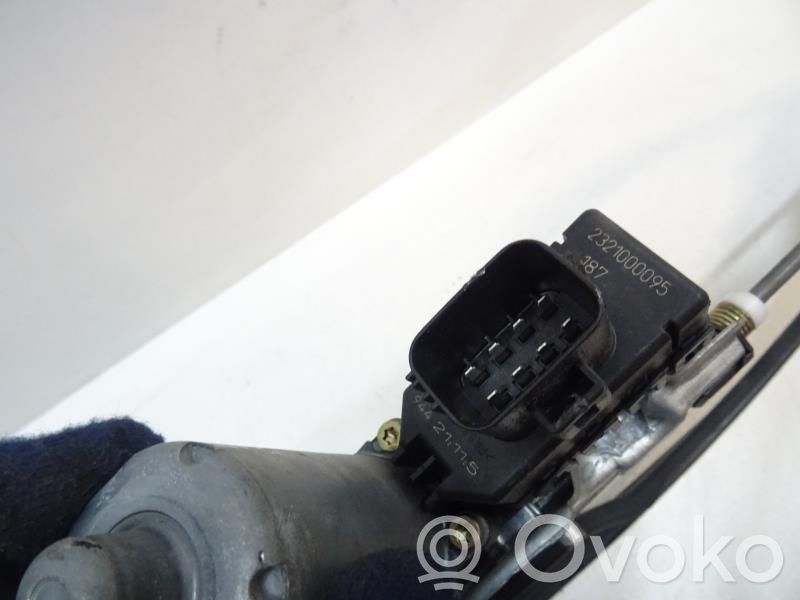 Ford Focus Regulador de puerta delantera con motor 