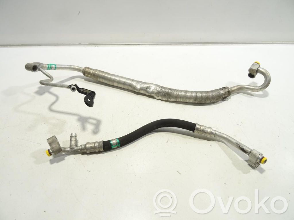 BMW X3 E83 Ilmastointilaitteen putki (A/C) 