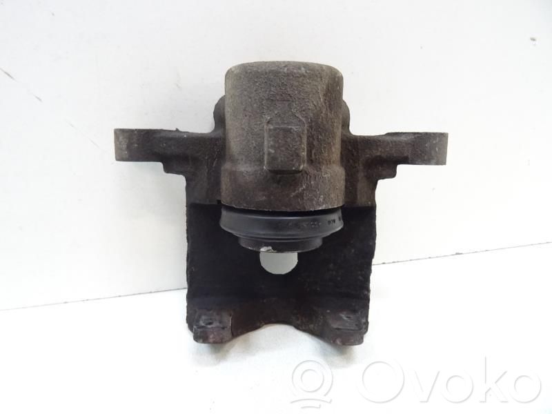 Toyota Corolla E120 E130 Tylny zacisk hamulcowy 
