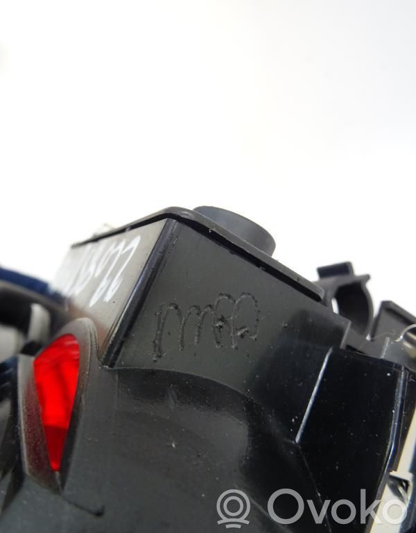 Citroen Xantia Lampy tylnej klapy bagażnika 