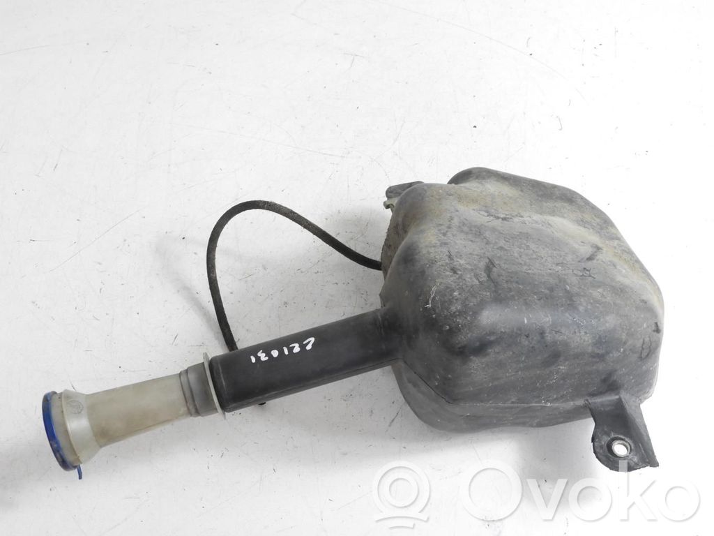 Wischwasserbehälter   643176