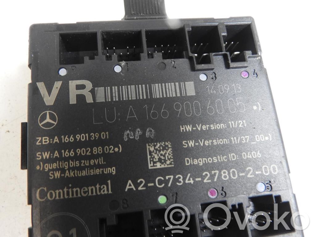 Mercedes-Benz CLA C117 X117 W117 Door central lock control unit/module 