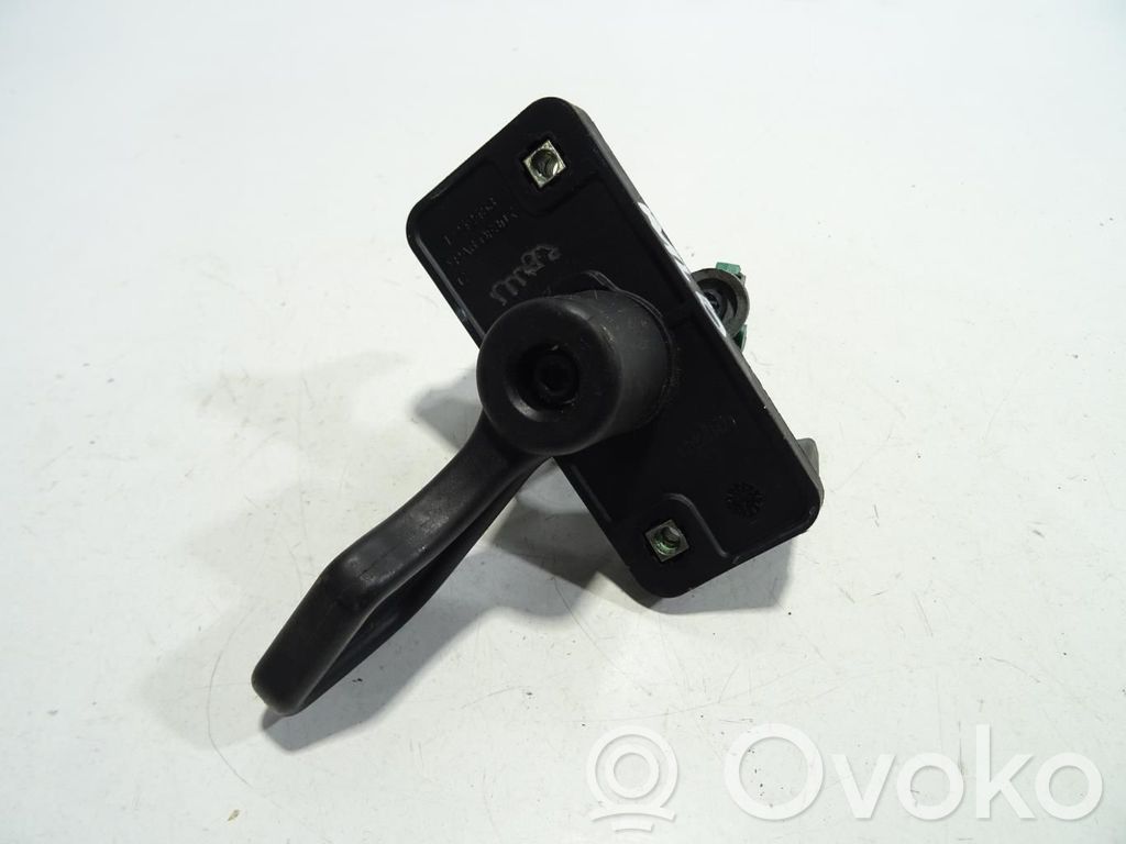 Tailgate interior release/open handle   95528356