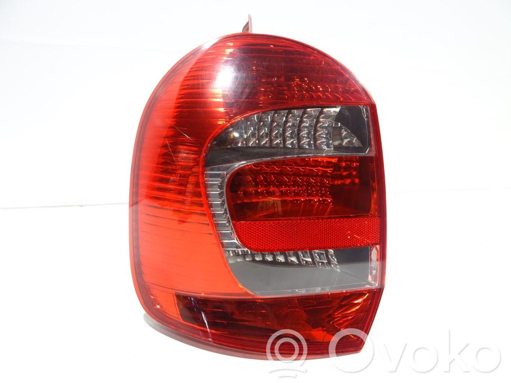 Renault Grand Modus Aizmugurējais lukturis virsbūvē 