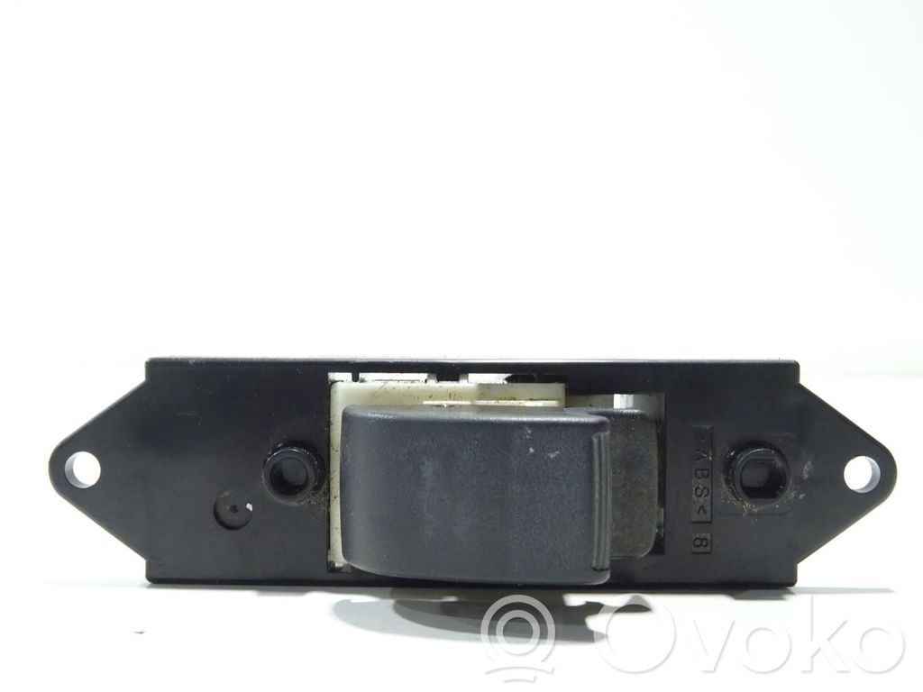 Electric window control switch   6590NX