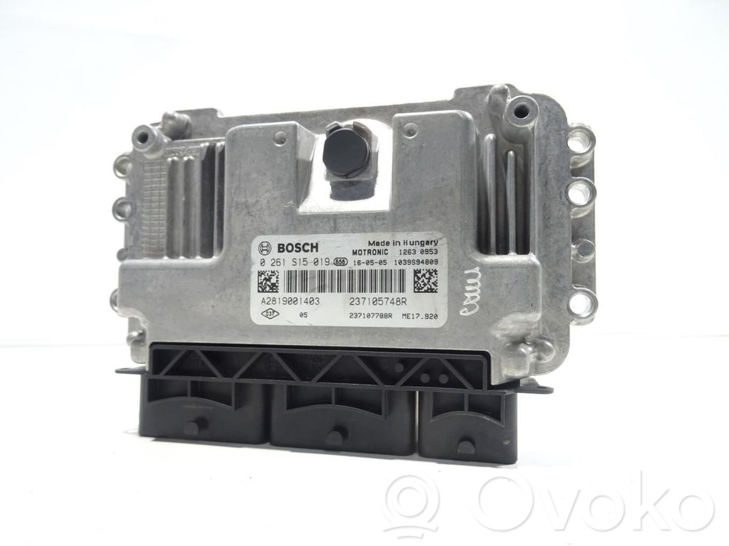 Renault Twingo III Engine control unit/module 