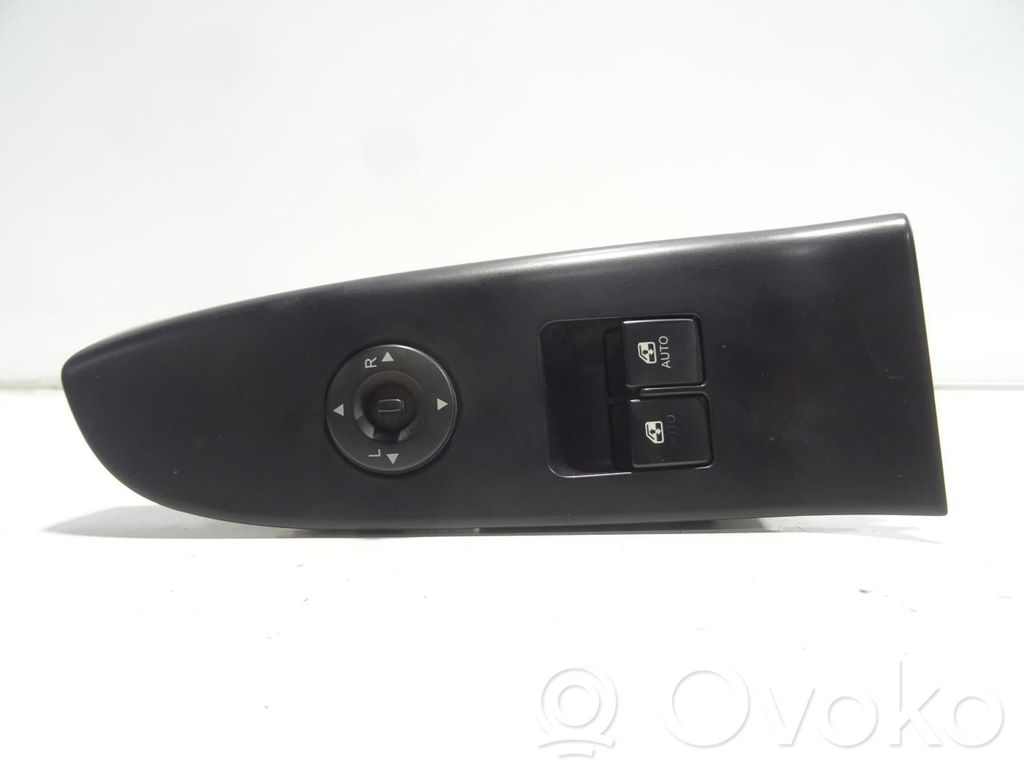 KIA Pro Cee'd I Electric window control switch 